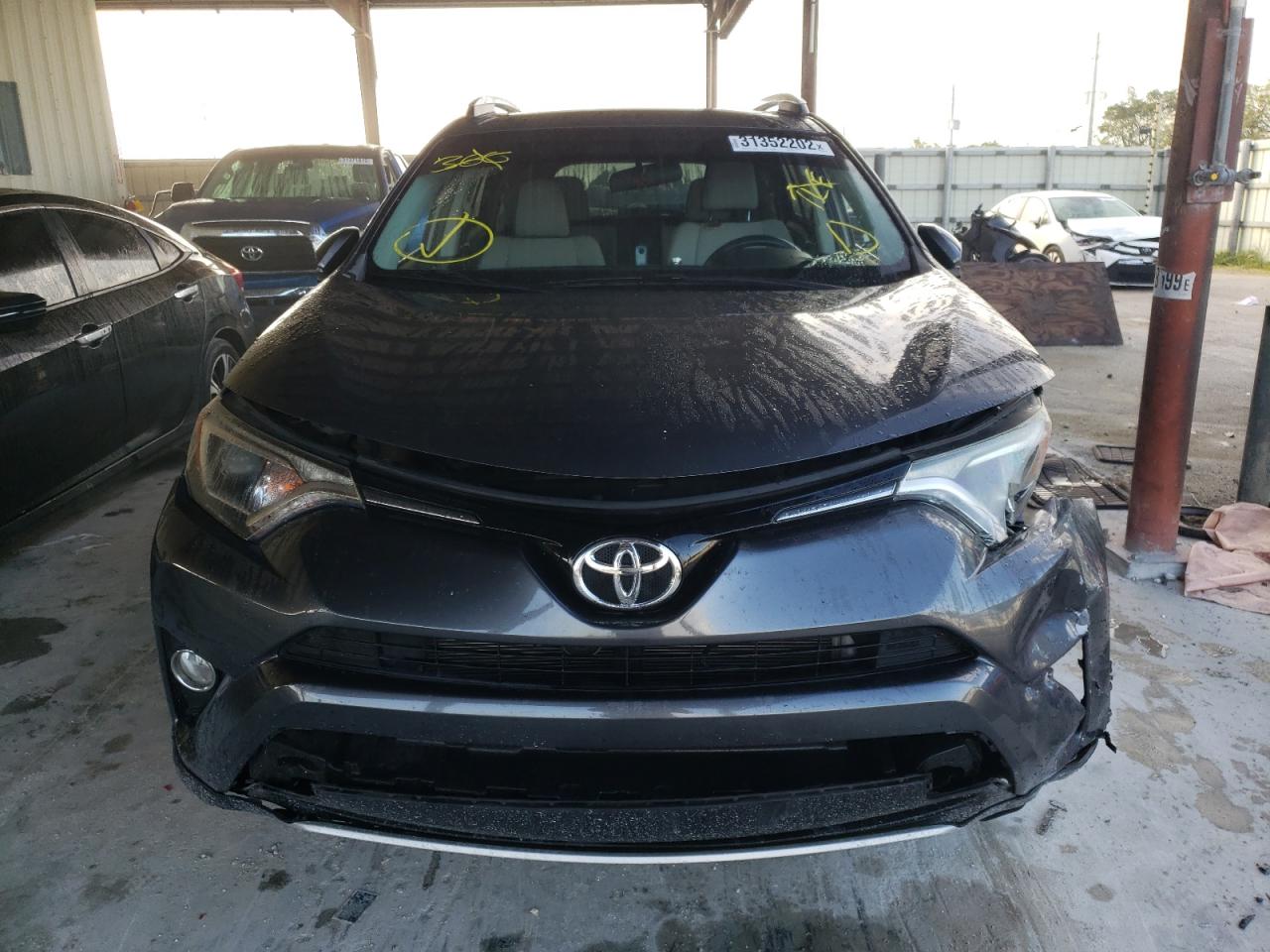 Photo 9 from auction – 2016 TOYOTA RAV4 XLE with VIN 2T3WFREV0GW265170