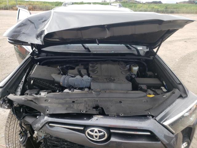 Photo 7 from auction – 2021 TOYOTA 4RUNNER SR with VIN JTEFU5JR8M5230009