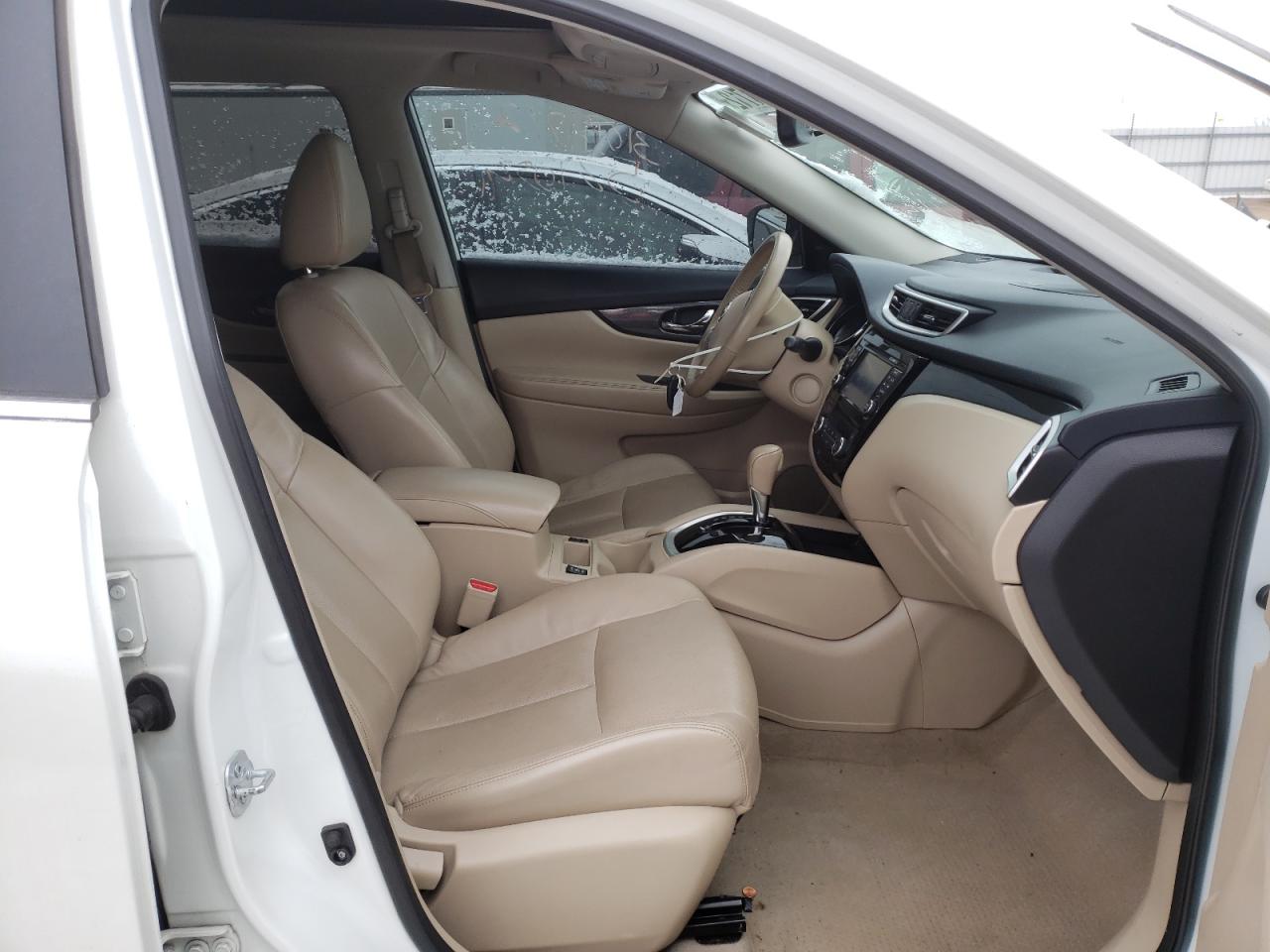 Photo 5 from auction – 2015 NISSAN ROGUE S with VIN 5N1AT2MV7FC802142