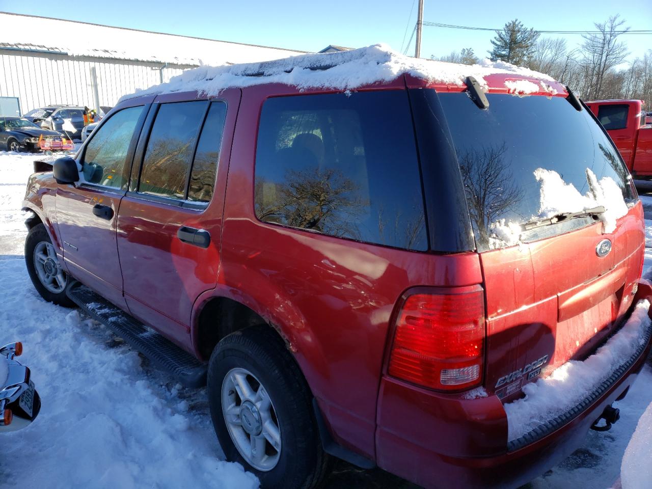 Photo 3 from auction – 2005 FORD EXPLORER X with VIN 1FMZU73EX5UA57183