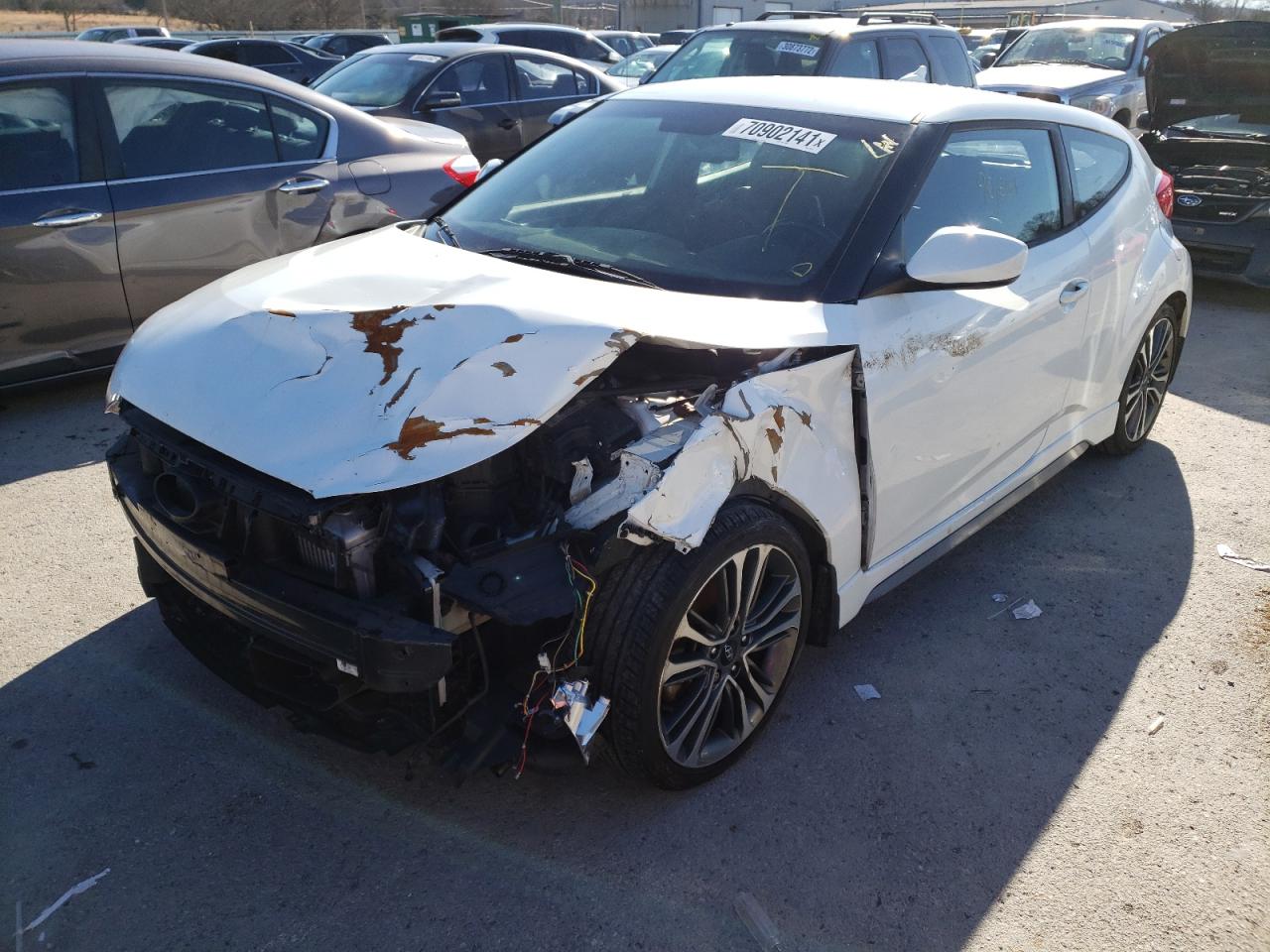 Photo 2 from auction – 2016 HYUNDAI VELOSTER T with VIN KMHTC6AE2GU286224