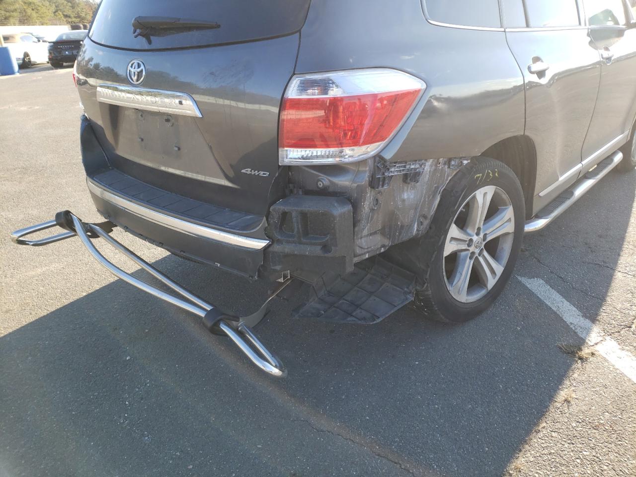 Photo 9 from auction – 2012 TOYOTA HIGHLANDER with VIN 5TDDK3EH8CS124868
