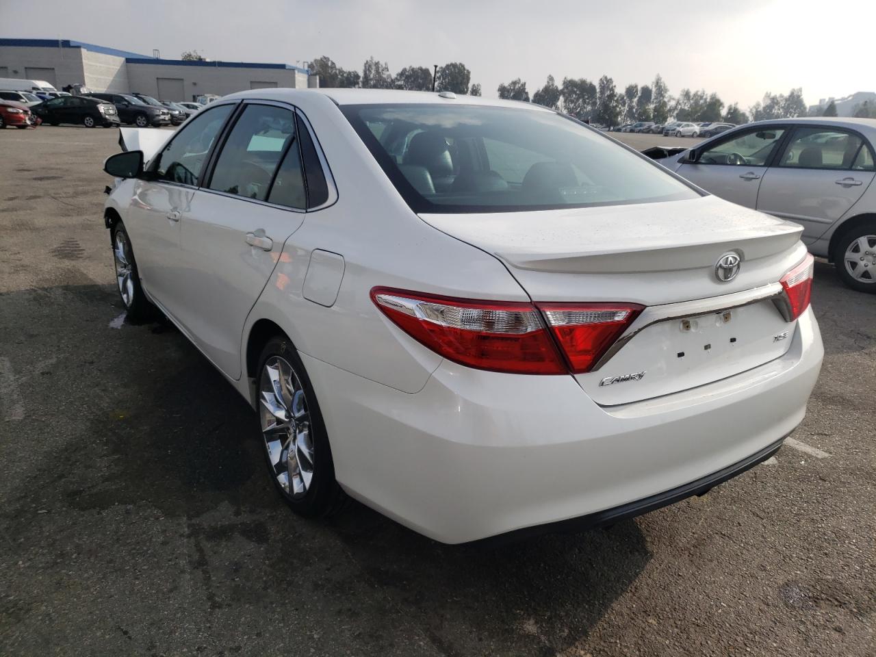 Photo 3 from auction – 2016 TOYOTA CAMRY LE with VIN 4T1BF1FK6GU197714