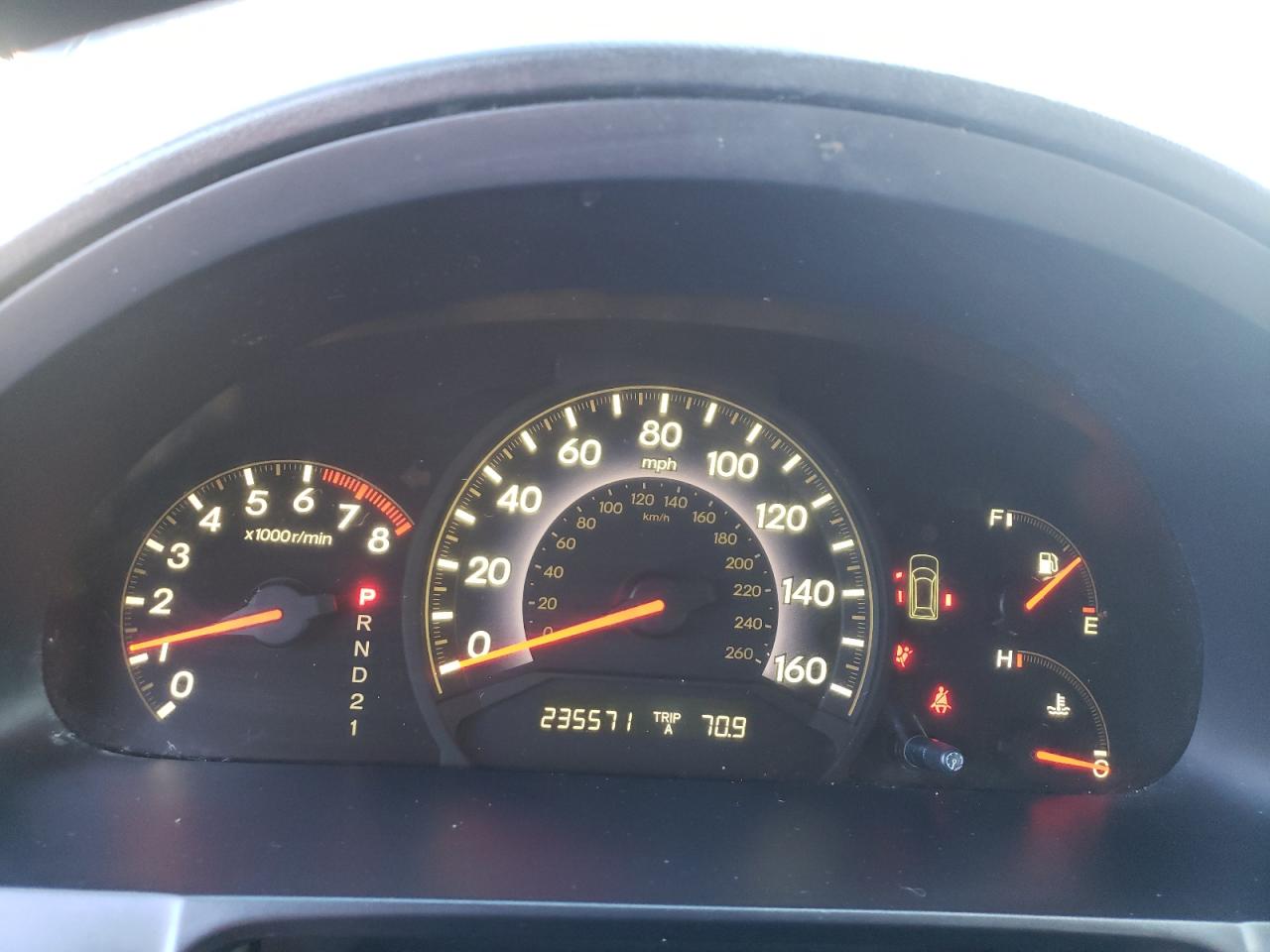 Photo 8 from auction – 2006 HONDA ODYSSEY EX with VIN 5FNRL38446B086205