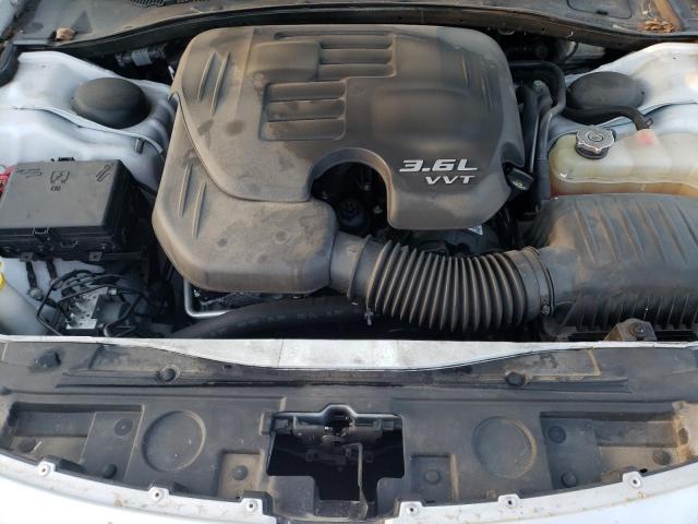 Photo 7 from auction – 2017 CHRYSLER 300 LIMITE with VIN 2C3CCAAG8HH603618