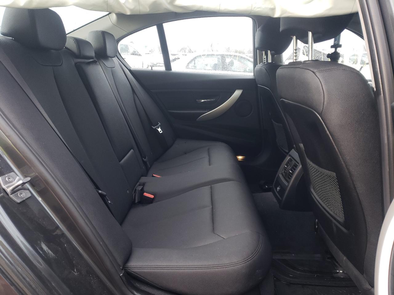 Photo 6 from auction – 2018 BMW 320 XI with VIN WBA8A3C57JA357984
