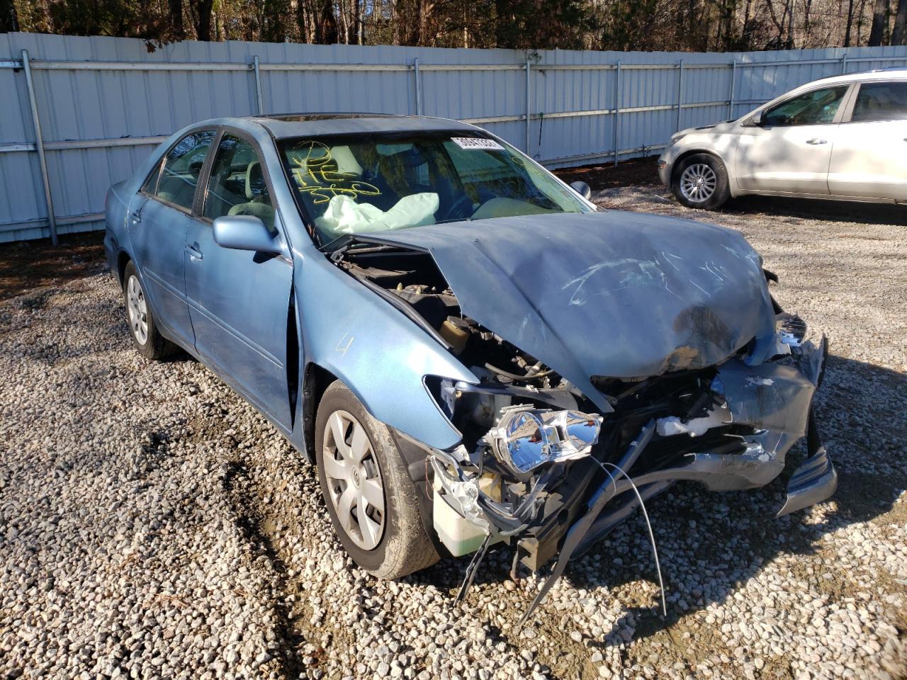 Photo 1 from auction – 2004 TOYOTA CAMRY LE with VIN 4T1BE32K94U878501