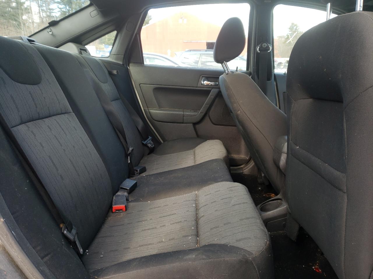 Photo 6 from auction – 2008 FORD FOCUS SE with VIN 1FAHP35N58W133985