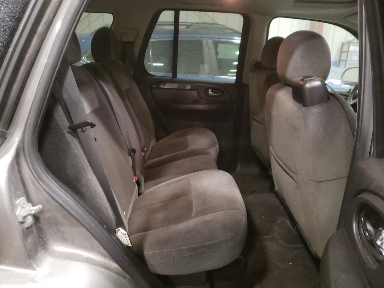 Photo 6 from auction – 2008 GMC ENVOY with VIN 1GKDT13SX82112885
