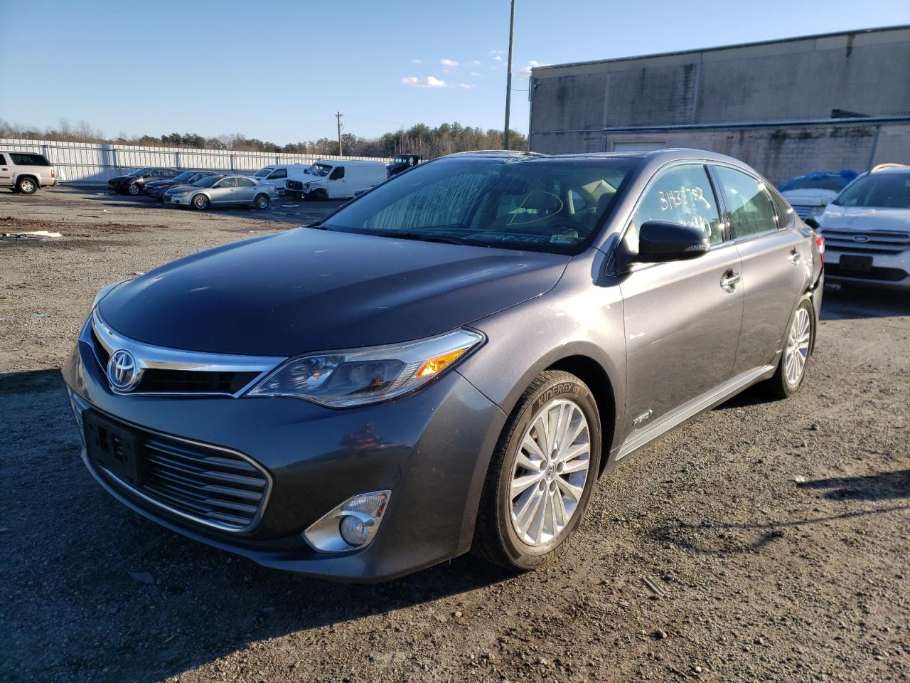 Photo 2 from auction – 2013 TOYOTA AVALON HYB with VIN 4T1BD1EB1DU014237