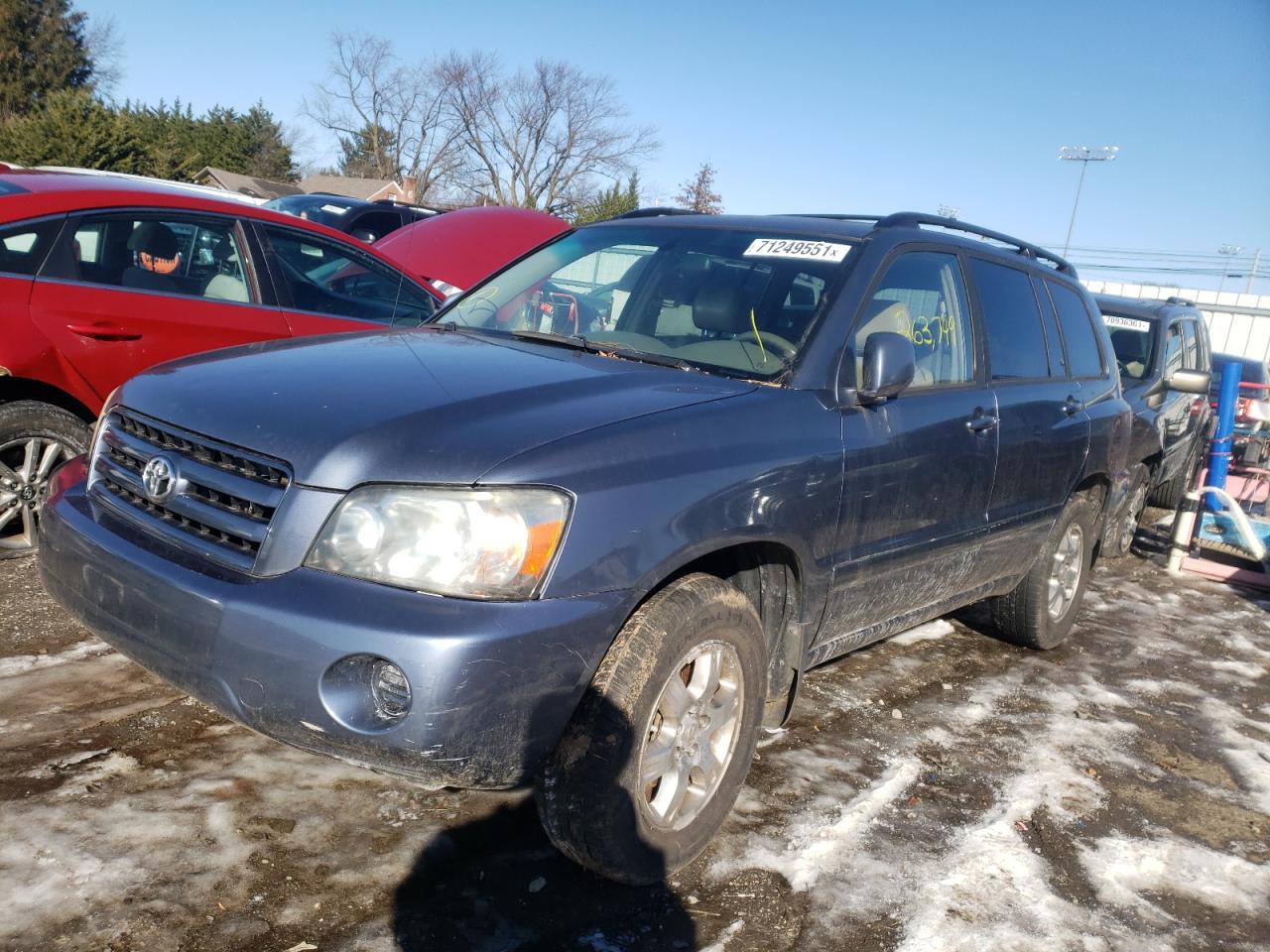 Photo 2 from auction – 2004 TOYOTA HIGHLANDER with VIN JTEDP21A940011273