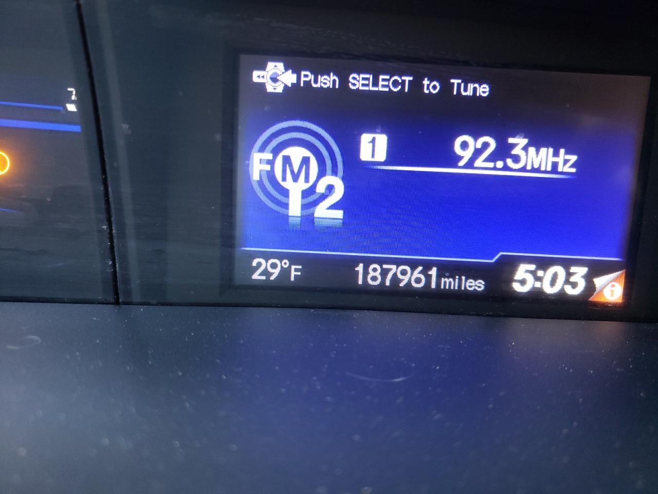Photo 8 from auction – 2014 HONDA CIVIC LX with VIN 19XFB2F57EE239224