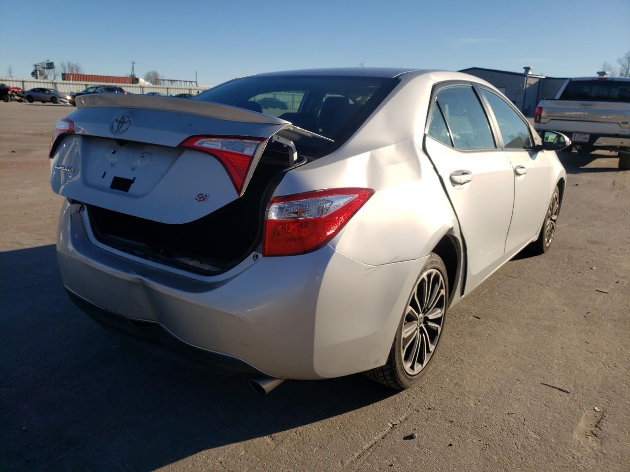 Photo 4 from auction – 2015 TOYOTA COROLLA L with VIN 2T1BURHE7FC428888