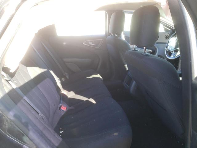 Photo 6 from auction – 2015 CHRYSLER 200 LIMITE with VIN 1C3CCCAB5FN688471