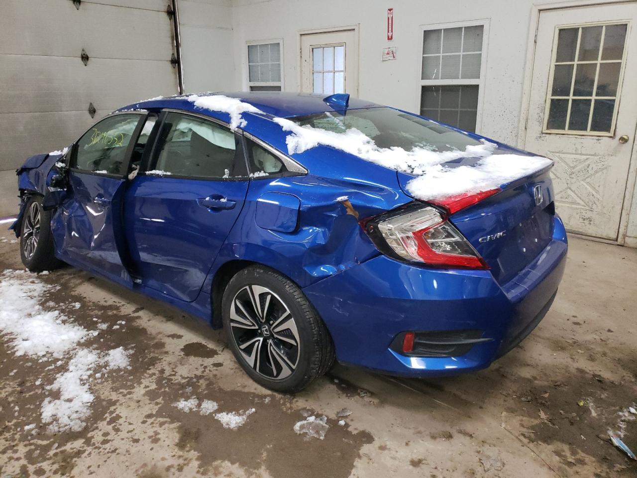 Photo 3 from auction – 2016 HONDA CIVIC EX with VIN 19XFC1F34GE018477