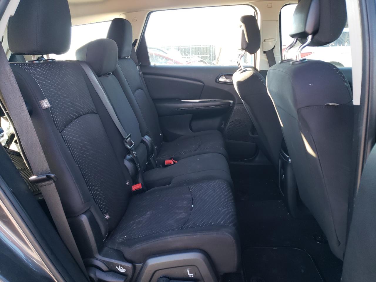 Photo 6 from auction – 2015 DODGE JOURNEY SE with VIN 3C4PDCAB9FT554007