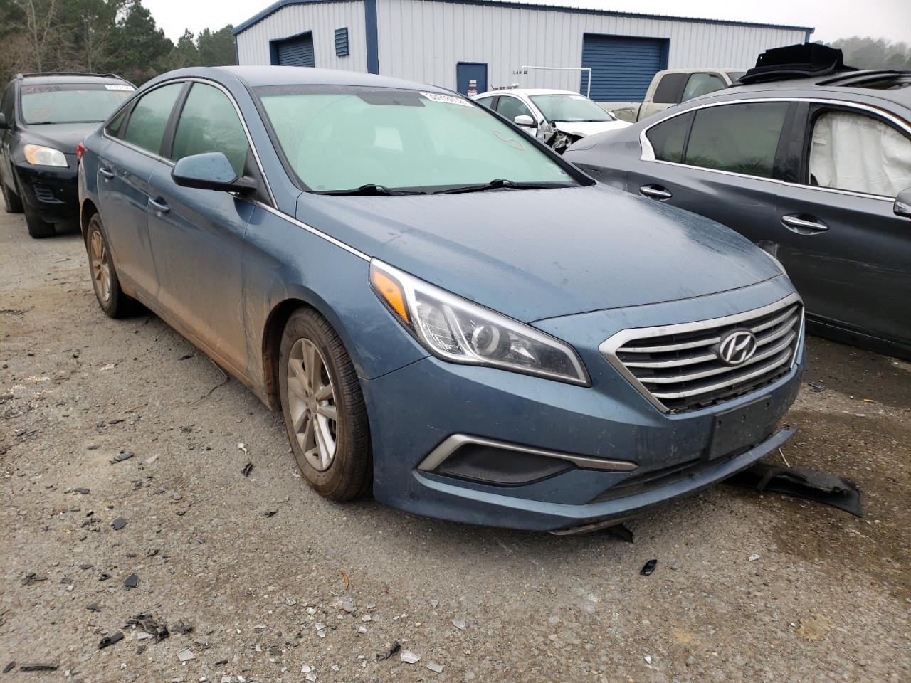 HYUNDAI SONATA SE 2016 with VIN 5NPE24AF4GH360265 - Photo from auction