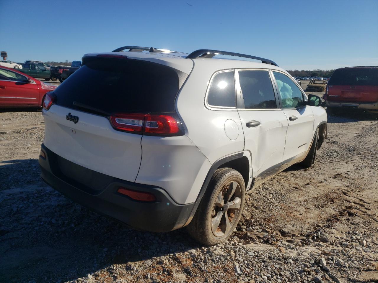 Photo 4 from auction – 2016 JEEP CHEROKEE S with VIN 1C4PJLAB4GW370954