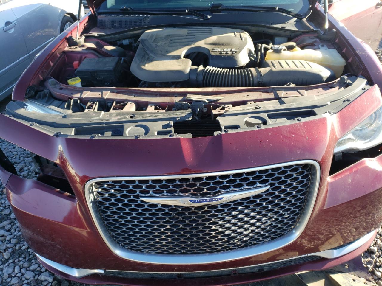 Photo 7 from auction – 2019 CHRYSLER 300 TOURIN with VIN 2C3CCAAG2KH501433