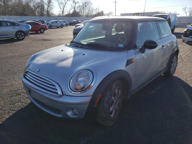 Photo 2 from auction – 2007 MINI COOPER with VIN WMWMF33507TL77460