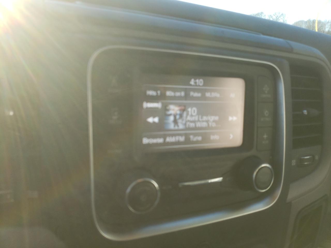 Photo 9 from auction – 2021 RAM 1500 CLASS with VIN 1C6RR6KGXMS549328