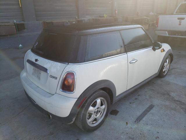 Photo 6 from auction – 2008 MINI COOPER with VIN WMWMF33538TT67961