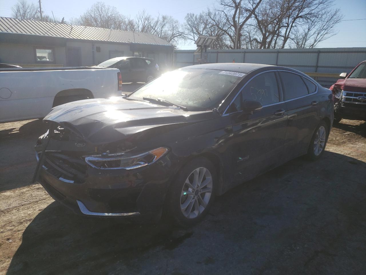 Photo 2 from auction – 2019 FORD FUSION SEL with VIN 3FA6P0MU5KR167904