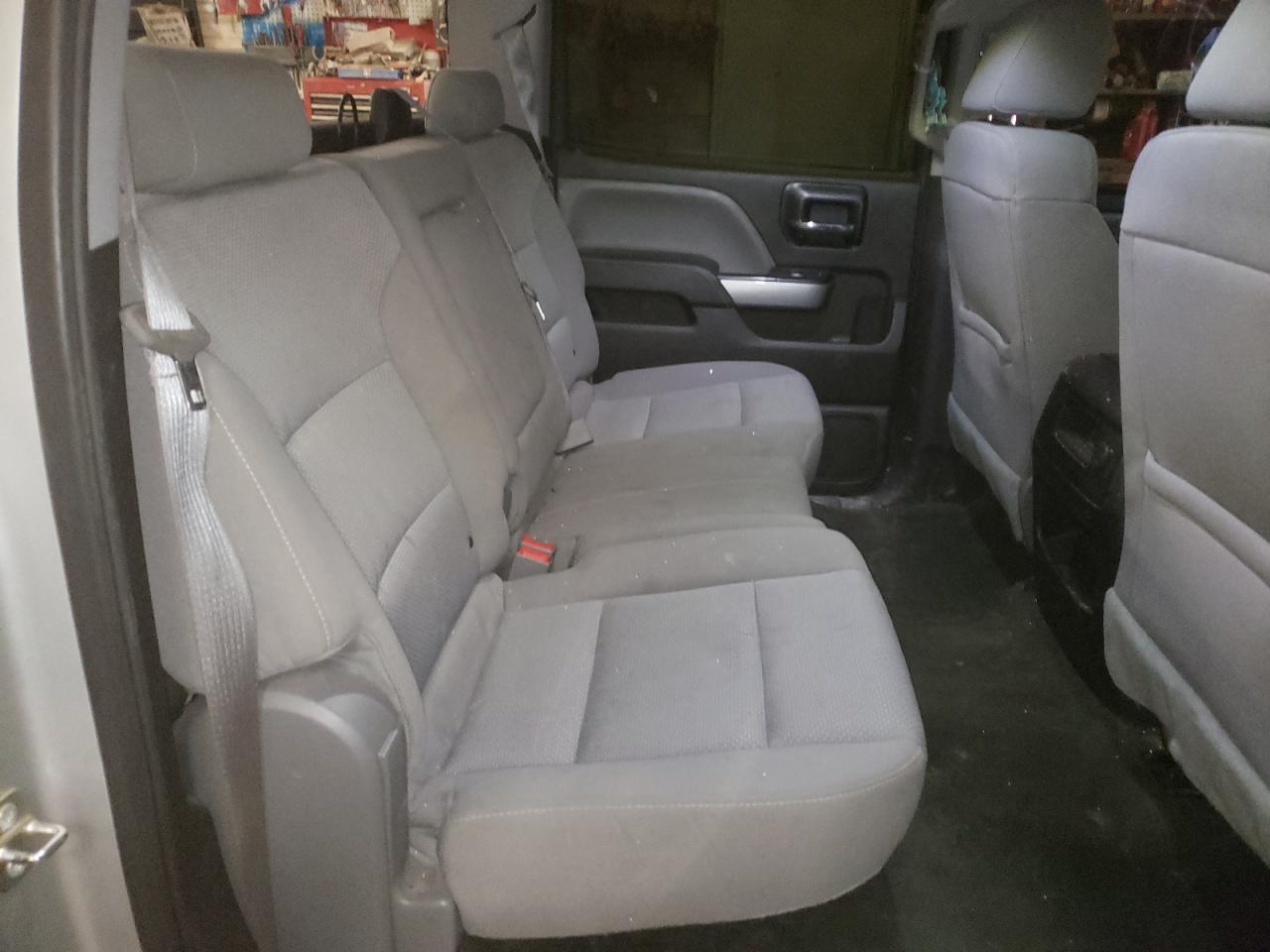 Photo 6 from auction – 2016 CHEVROLET SILVERADO with VIN 3GCUKREC3GG266265