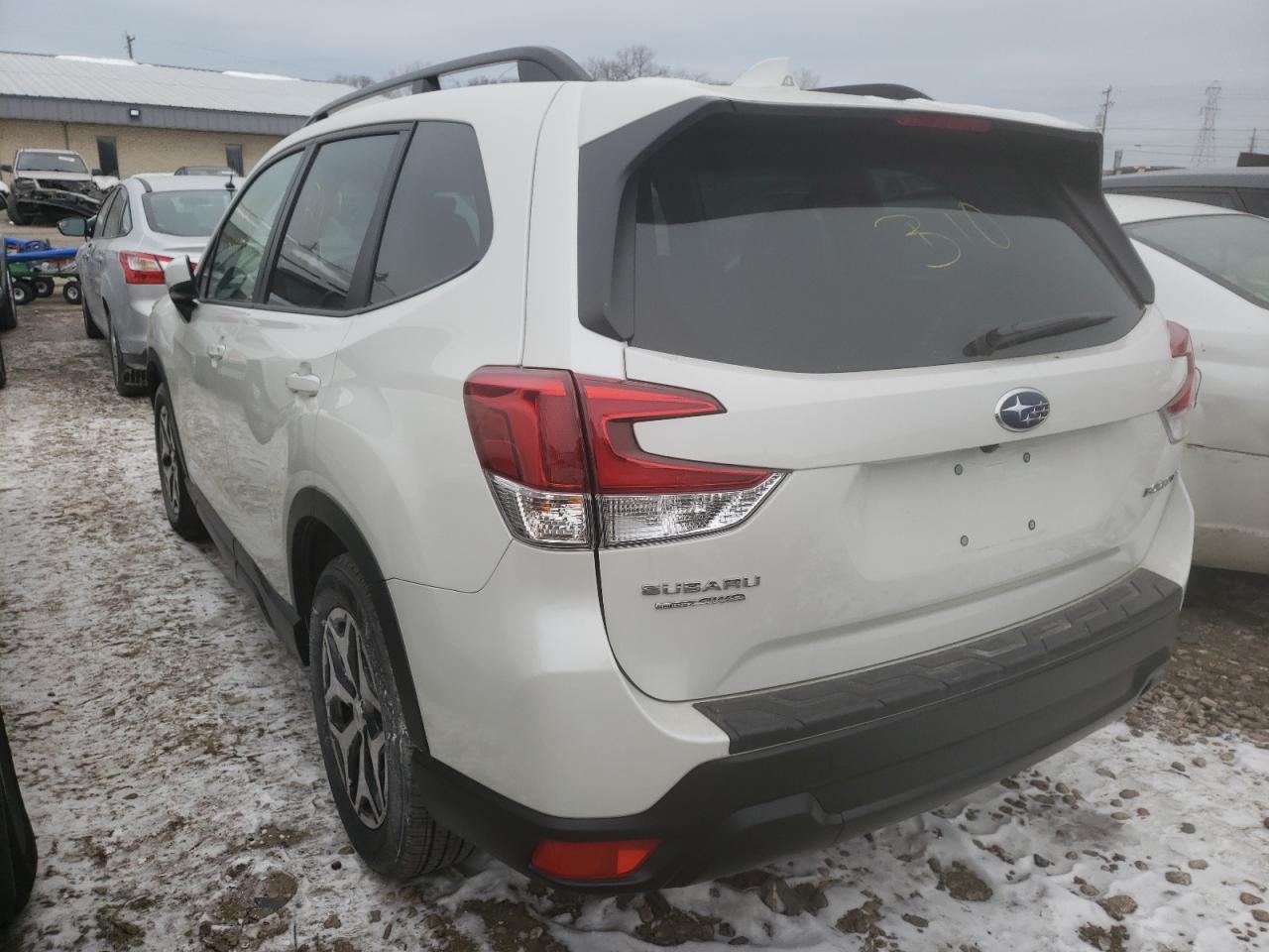 Photo 3 from auction – 2021 SUBARU FORESTER P with VIN JF2SKAJC2MH548785