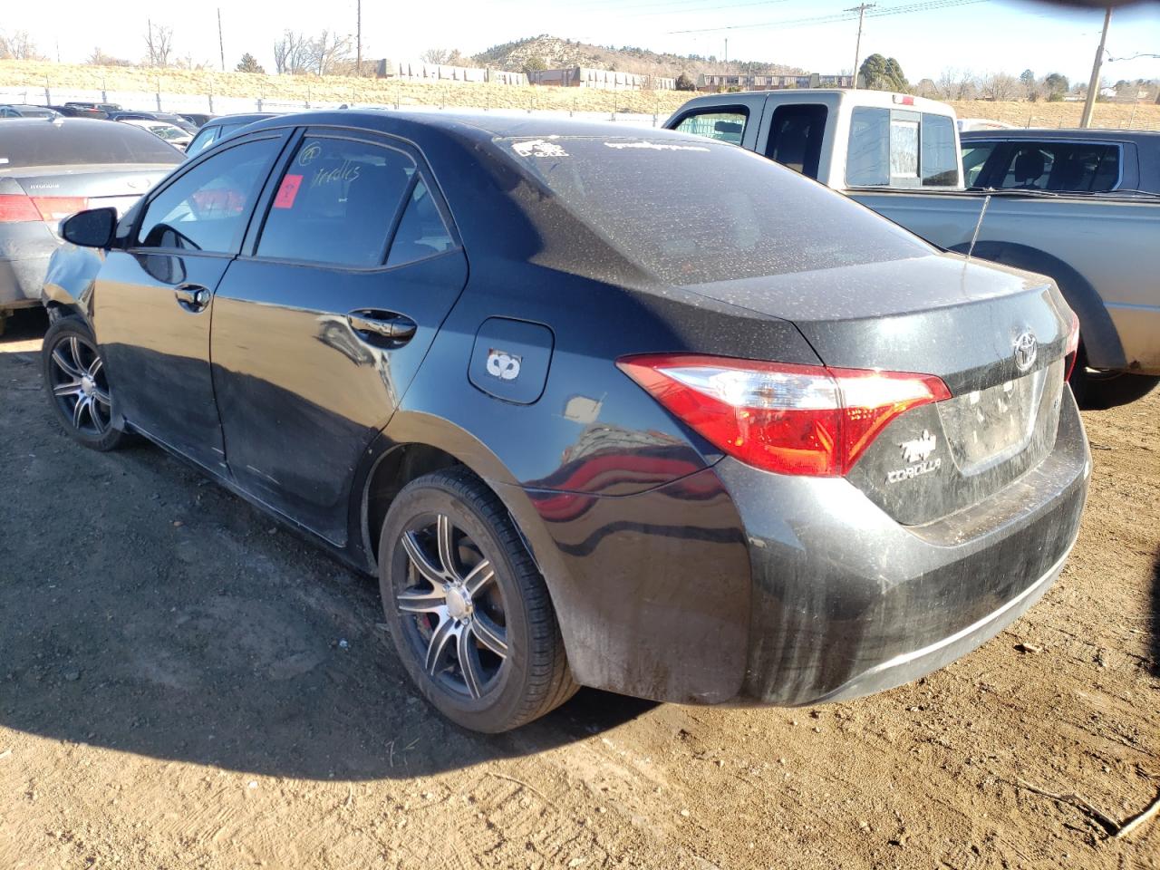 Photo 3 from auction – 2015 TOYOTA COROLLA L with VIN 5YFBURHE8FP340741