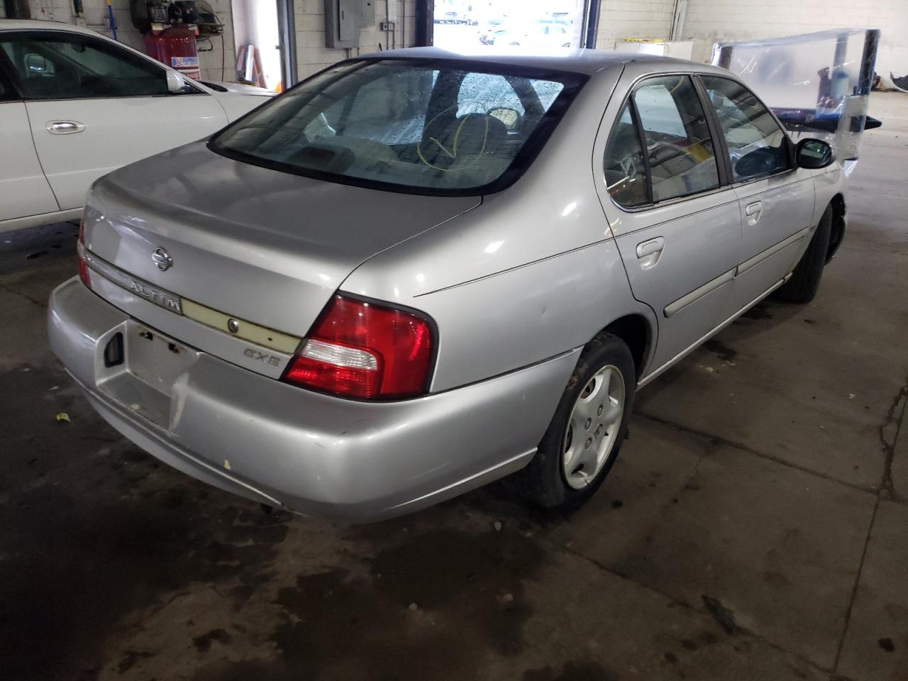 Photo 4 from auction – 2001 NISSAN ALTIMA XE with VIN 1N4DL01D71C203757