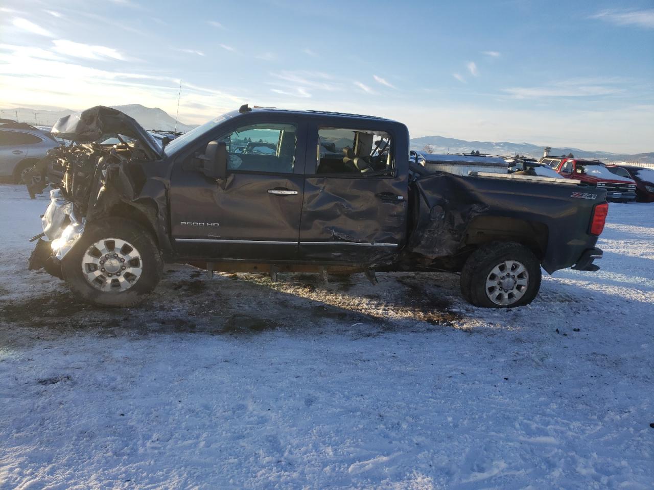 Photo 9 from auction – 2015 CHEVROLET SILVERADO with VIN 1GC1KWE8XFF183462