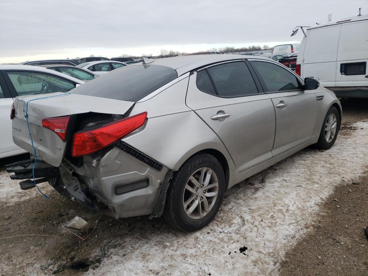 Photo 4 from auction – 2013 KIA OPTIMA LX with VIN KNAGM4A74D5423319