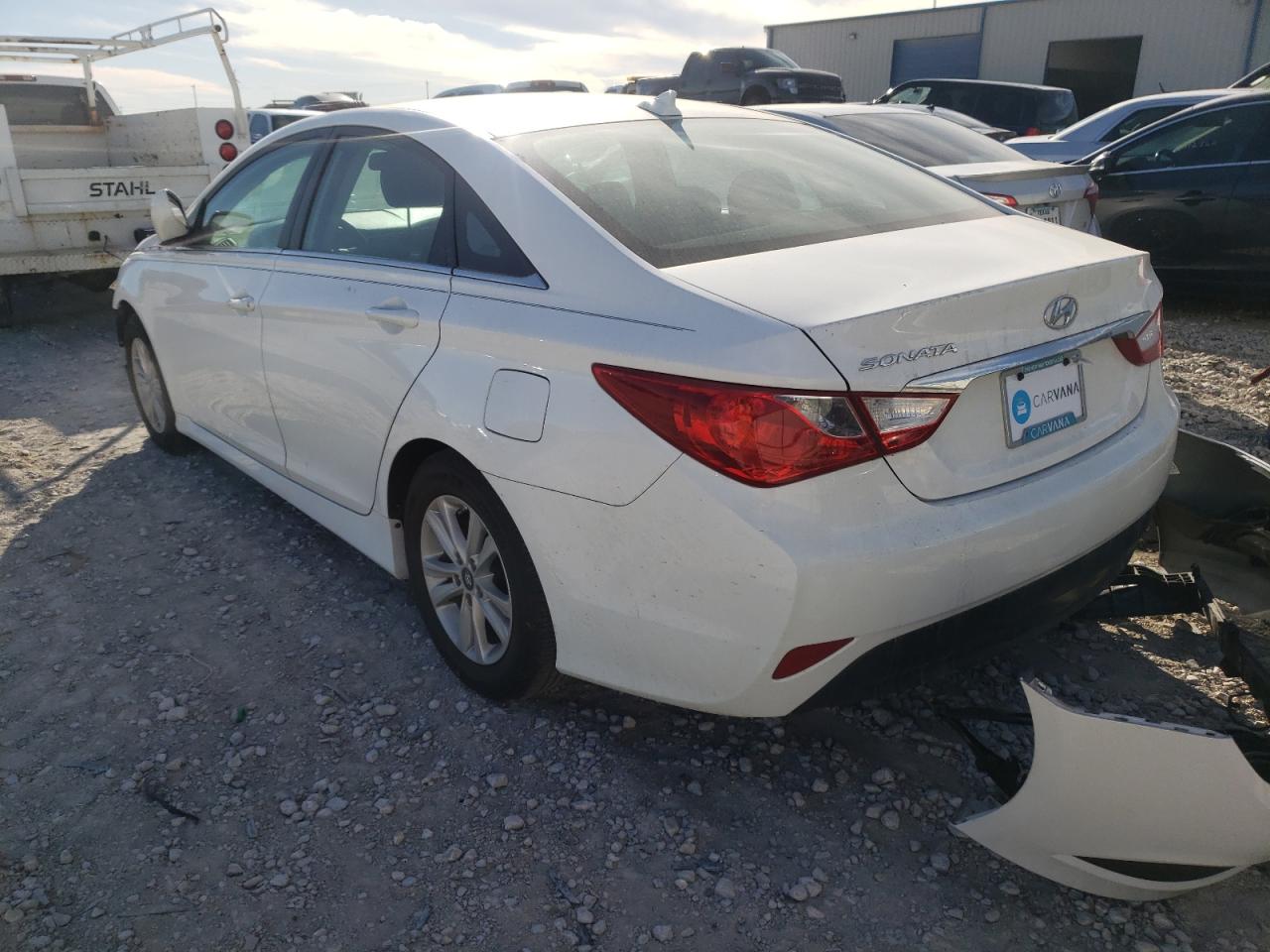 Photo 3 from auction – 2014 HYUNDAI SONATA GLS with VIN 5NPEB4AC3EH871369