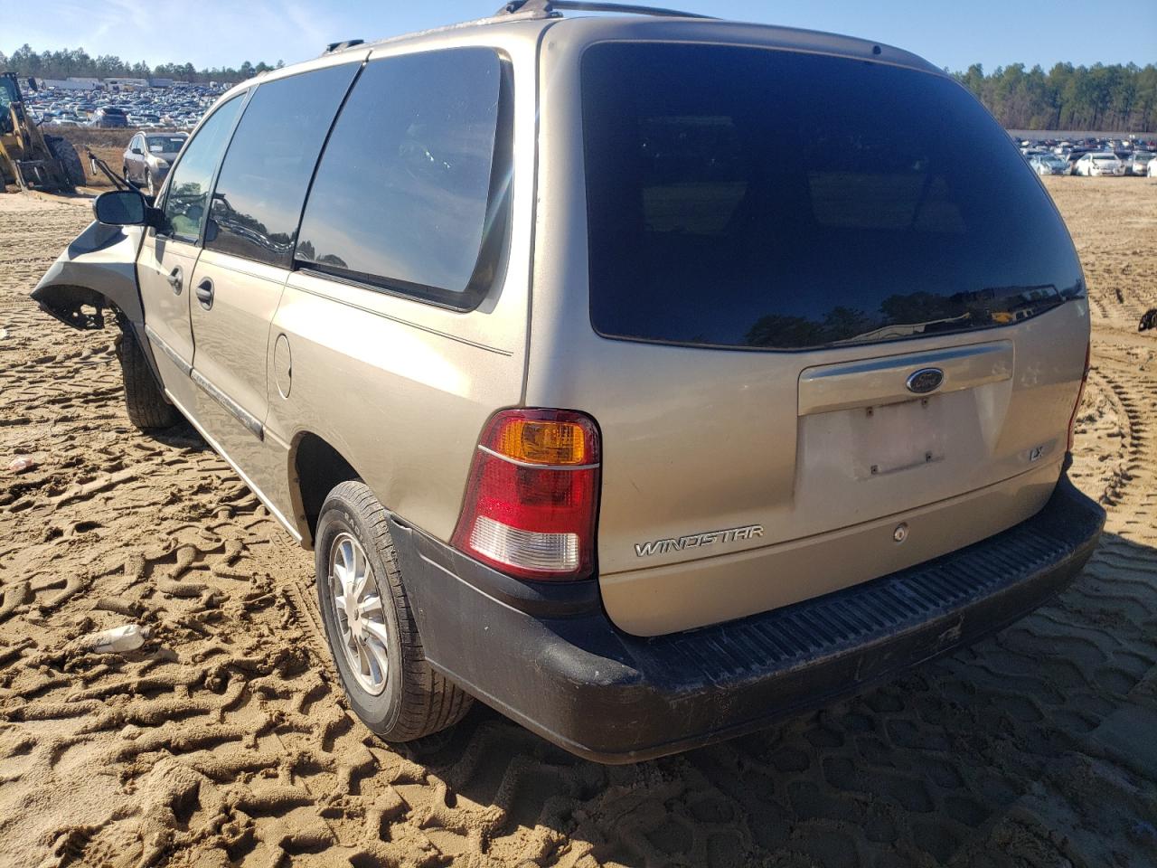 Photo 3 from auction – 2001 FORD WINDSTAR L with VIN 2FMZA51491BC14418