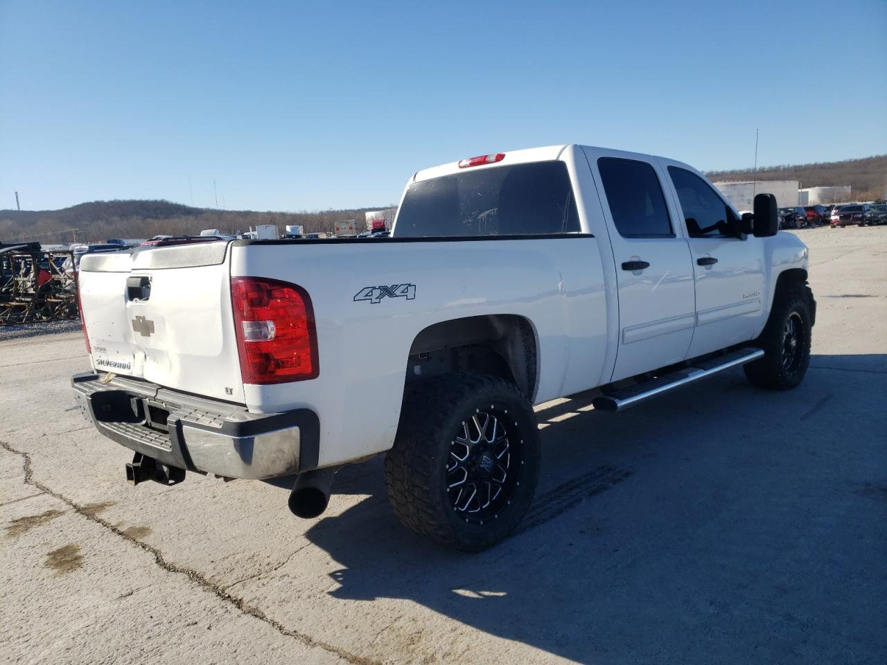Photo 4 from auction – 2014 CHEVROLET SILVERADO with VIN 1GC1KXC82EF136790
