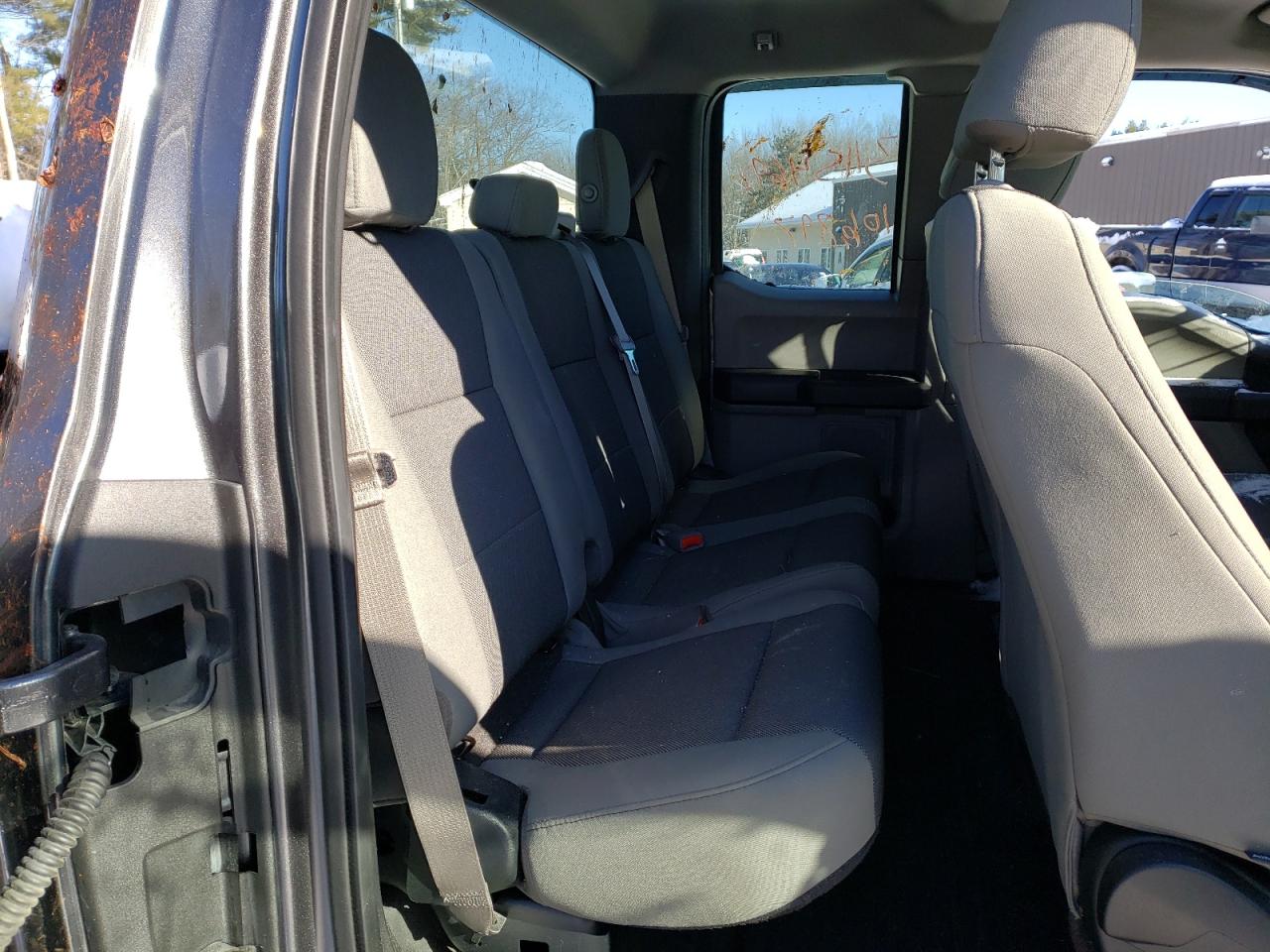 Фото 6 с аукциона – 2015 FORD F150 SUPER с VIN 1FTFX1EF0FFB17981
