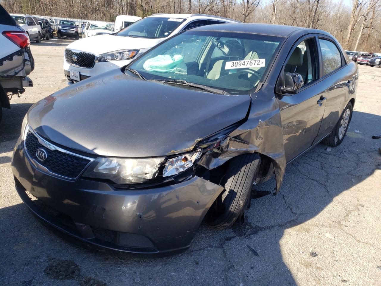Photo 2 from auction – 2013 KIA FORTE EX with VIN KNAFU4A24D5723202