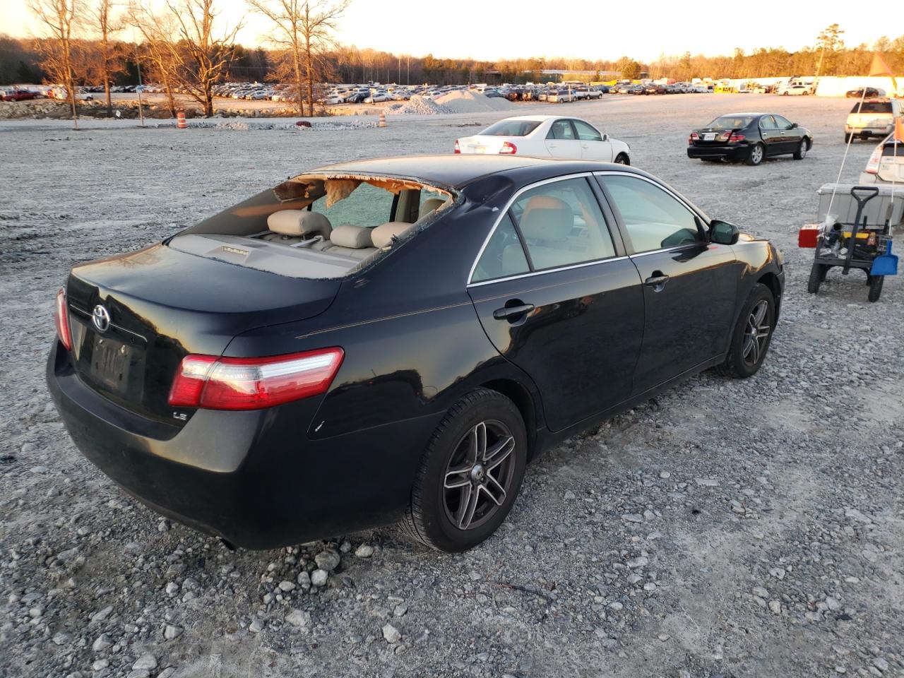 Photo 4 from auction – 2007 TOYOTA CAMRY CE with VIN 4T1BE46K17U626245