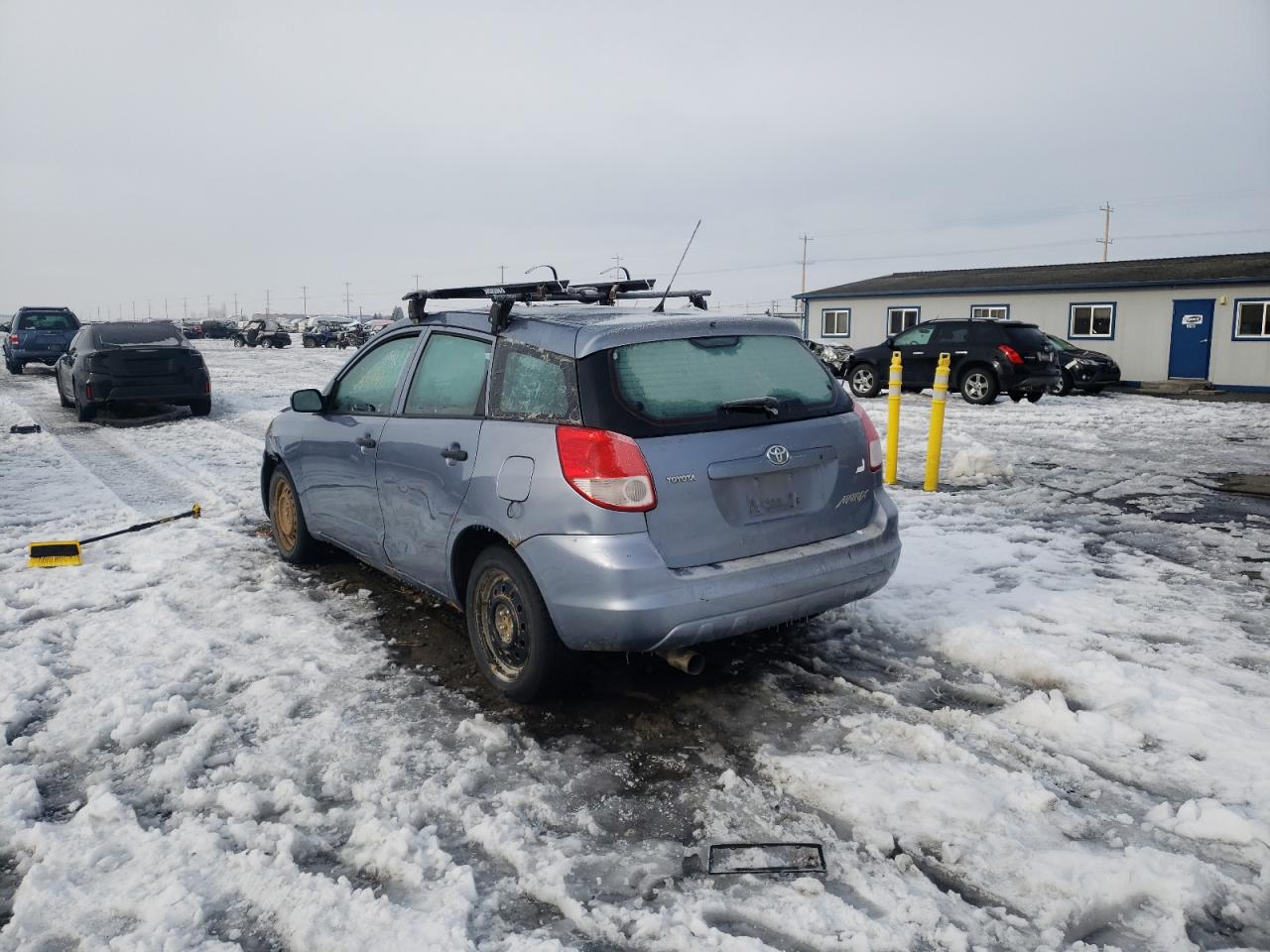 Photo 3 from auction – 2004 TOYOTA COROLLA MA with VIN 2T1KR32E34C301642