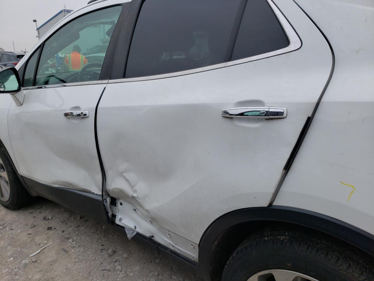 Photo 9 from auction – 2018 BUICK ENCORE PRE with VIN KL4CJASB0JB622628