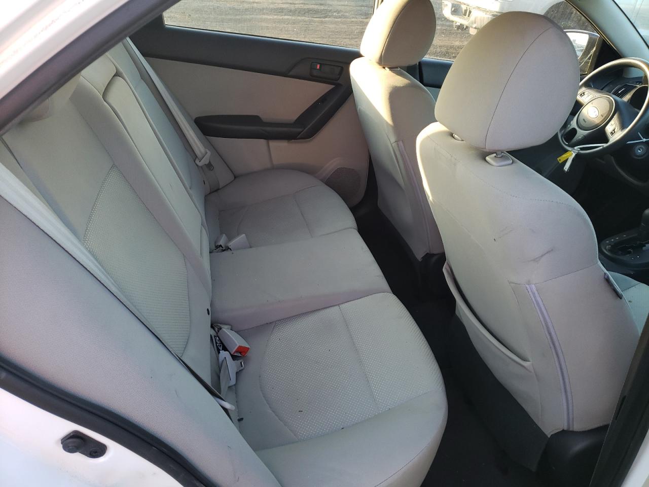 Photo 6 from auction – 2010 KIA FORTE EX with VIN KNAFU4A25A5850620