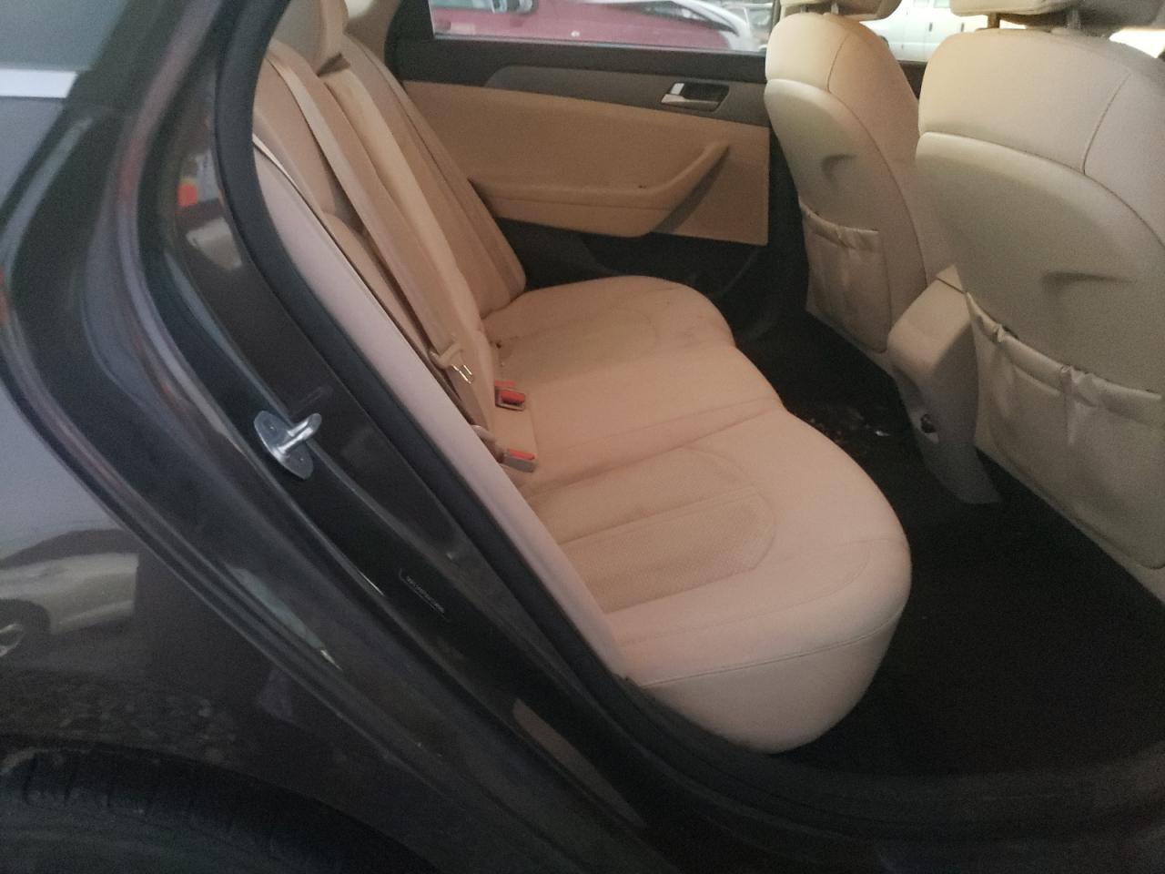 Photo 6 from auction – 2016 HYUNDAI SONATA SE with VIN 5NPE24AF5GH334886