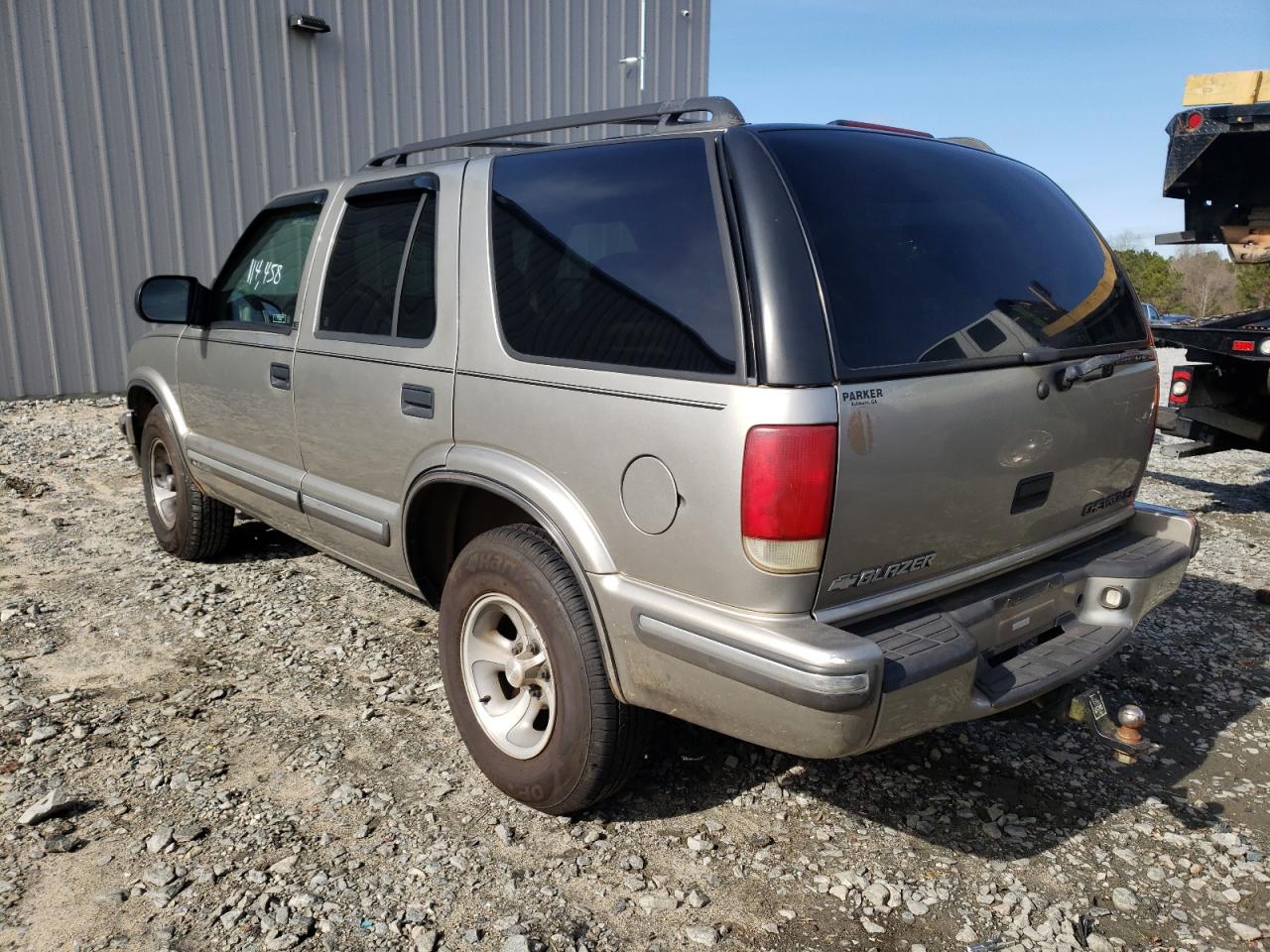 Photo 3 from auction – 1999 CHEVROLET BLAZER with VIN 1GNCS13W6X2248871
