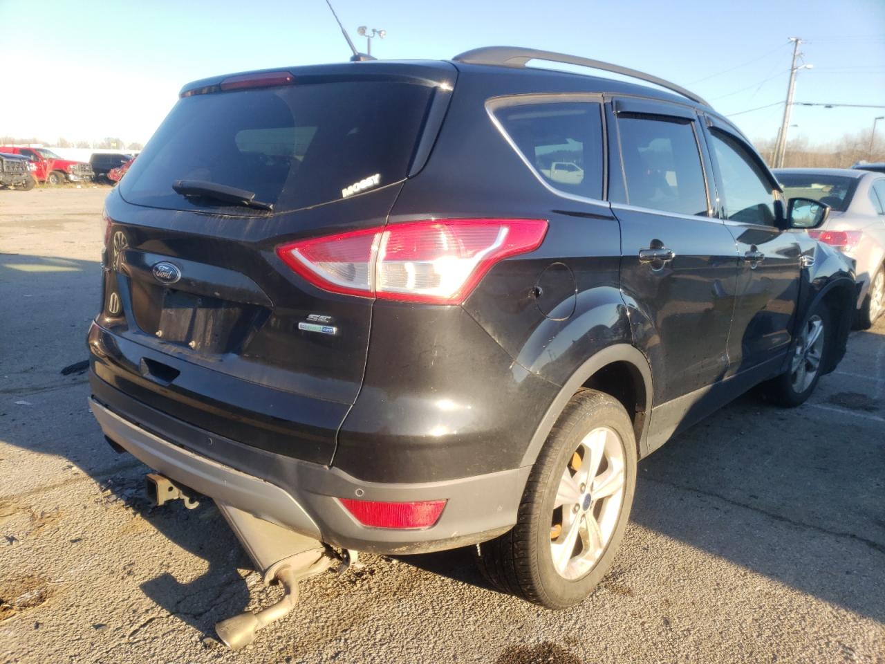 Photo 4 from auction – 2016 FORD ESCAPE SE with VIN 1FMCU9G9XGUC07665