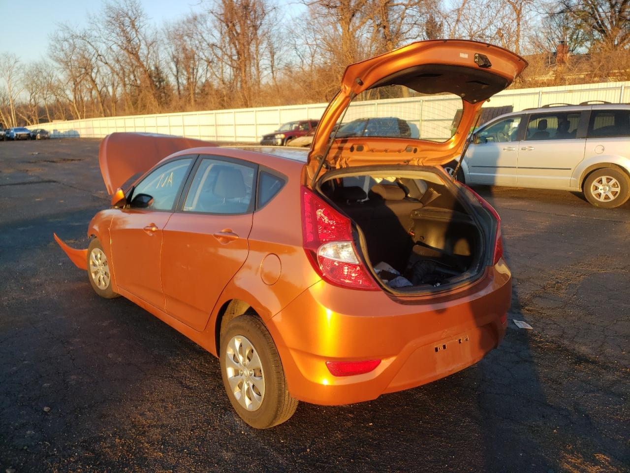 Photo 3 from auction – 2017 HYUNDAI ACCENT SE with VIN KMHCT5AEXHU312435