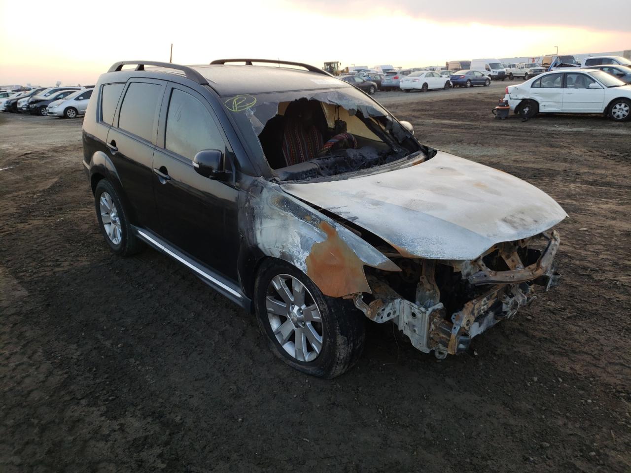 MITSUBISHI OUTLANDER 2011 with VIN JA4AS3AW2BU028424 - Photo from auction