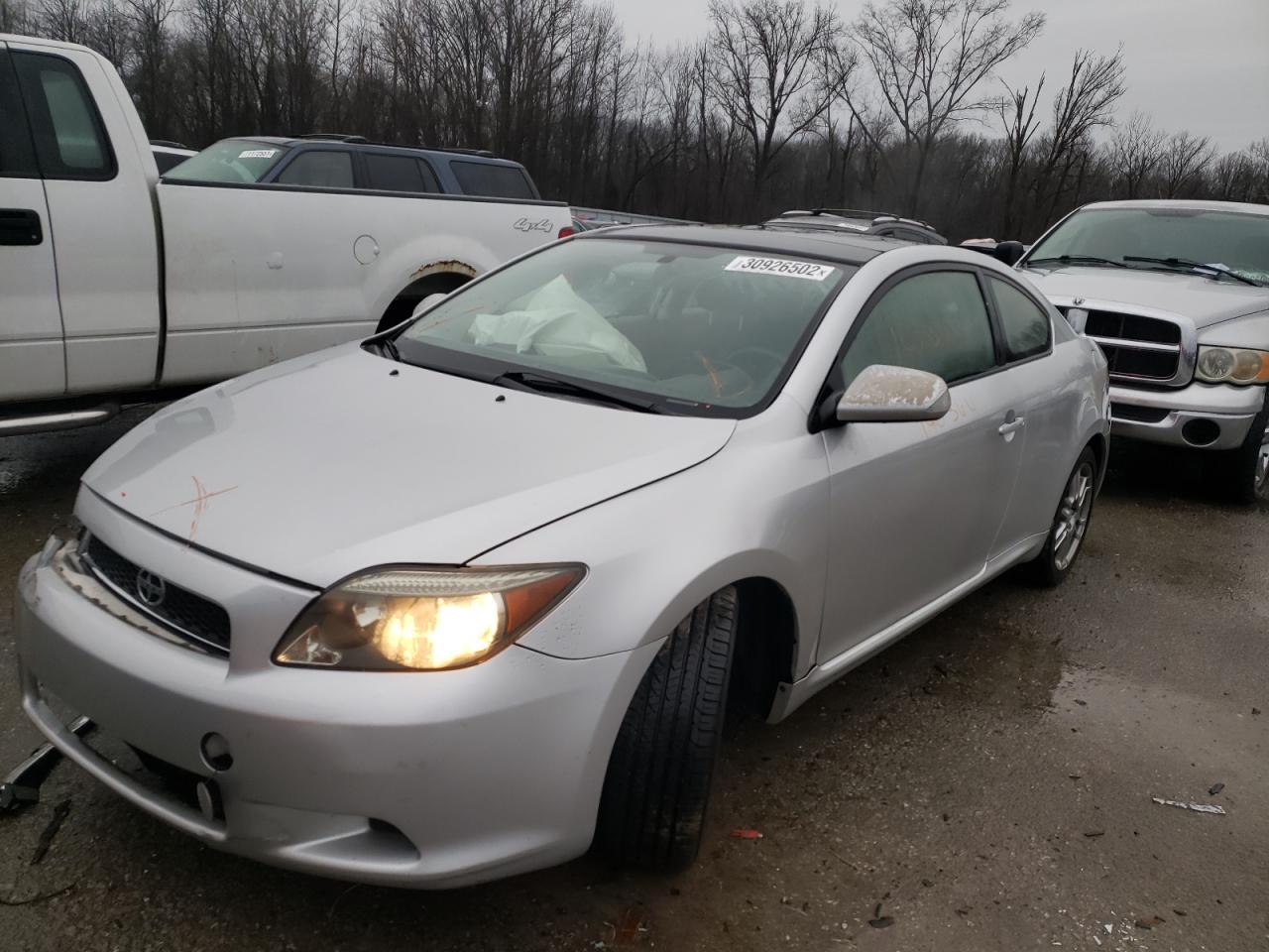 Фото 2 с аукциона – 2007 TOYOTA SCION с VIN JTKDE177170195928