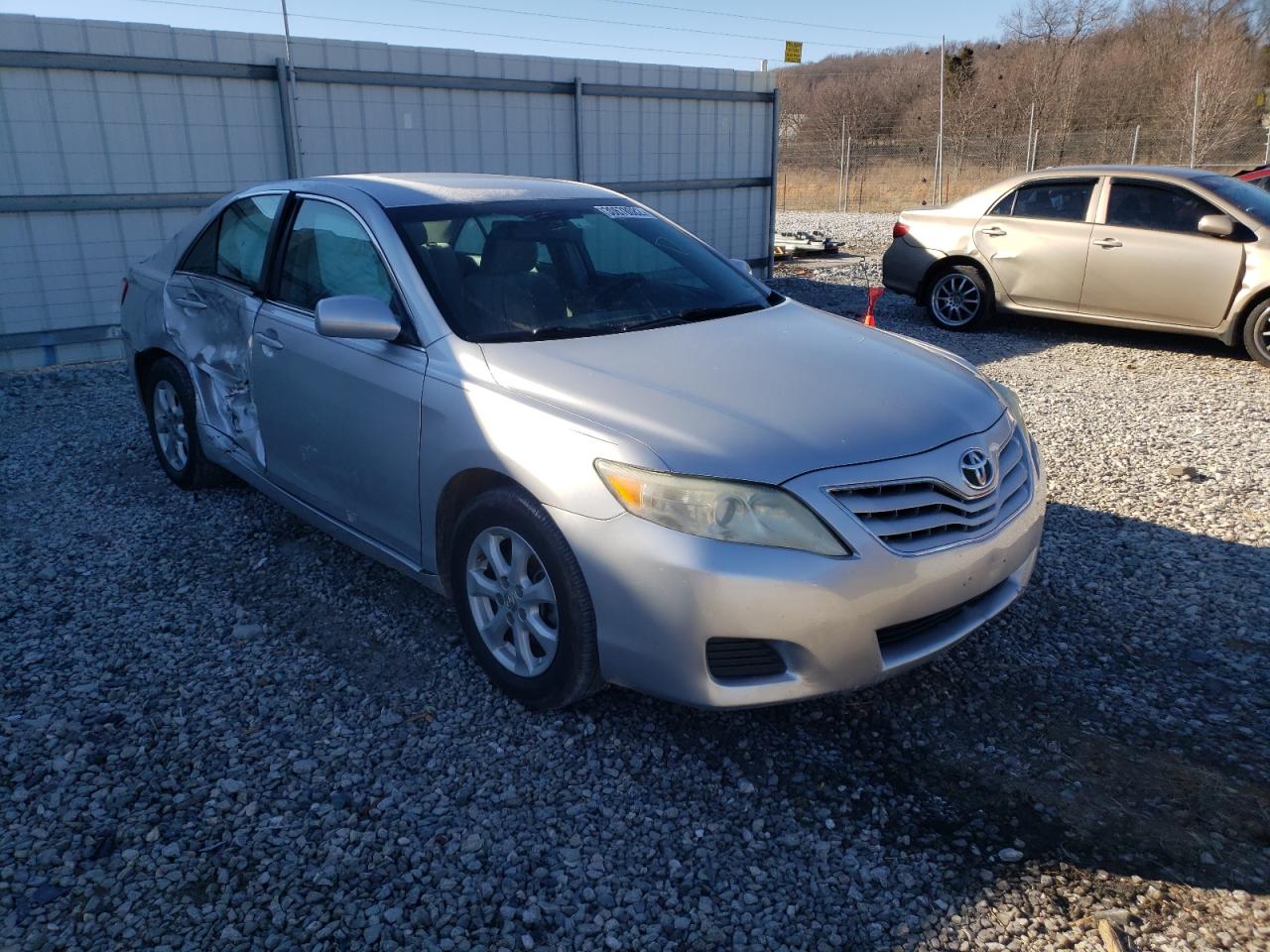 TOYOTA CAMRY BASE 2011 with VIN 4T1BF3EKXBU179481 - Photo from auction