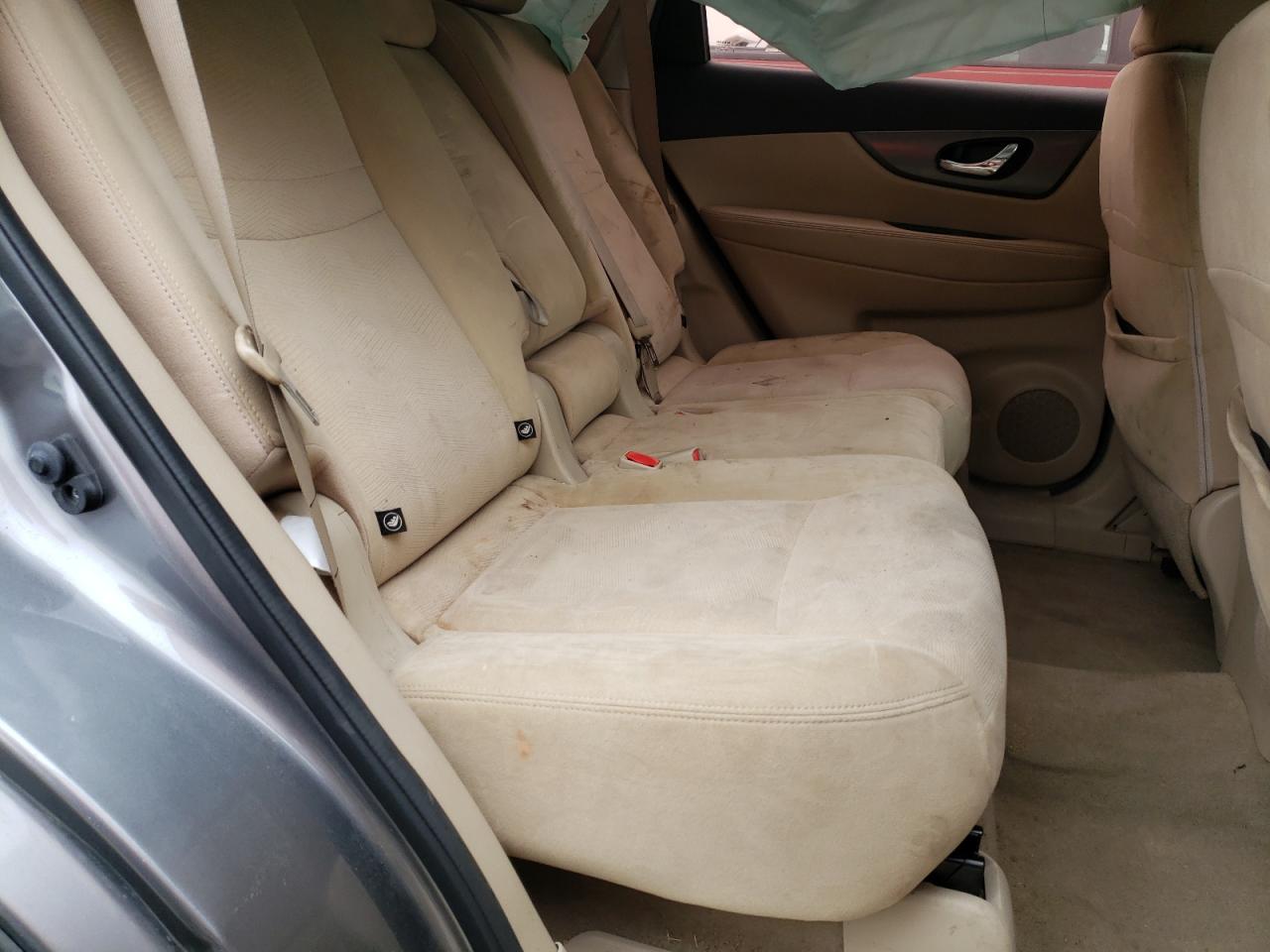Photo 6 from auction – 2015 NISSAN ROGUE S with VIN KNMAT2MT9FP521763
